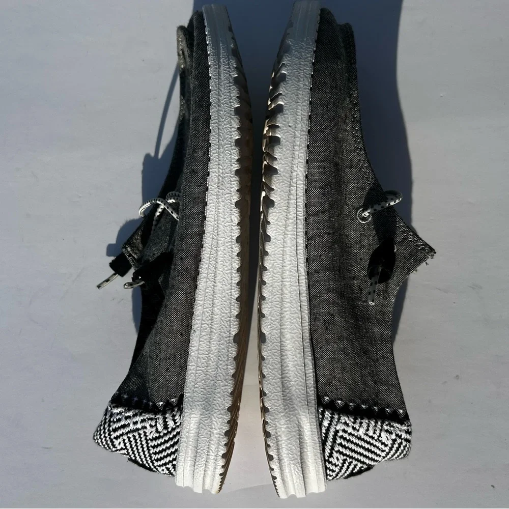 Hey Dude Wendy Chambray Woven Grey White Shoes Women’s Size 8 - Picture 5 of 10